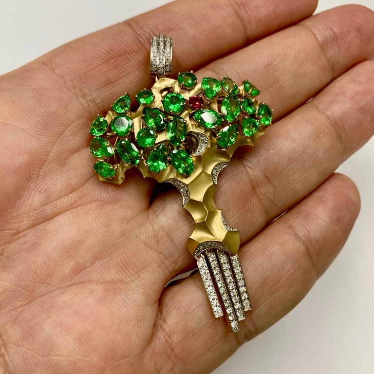 Tsavorite, Ruby, Diamonds 18K Yellow Gold Pendant, P 0145-0
