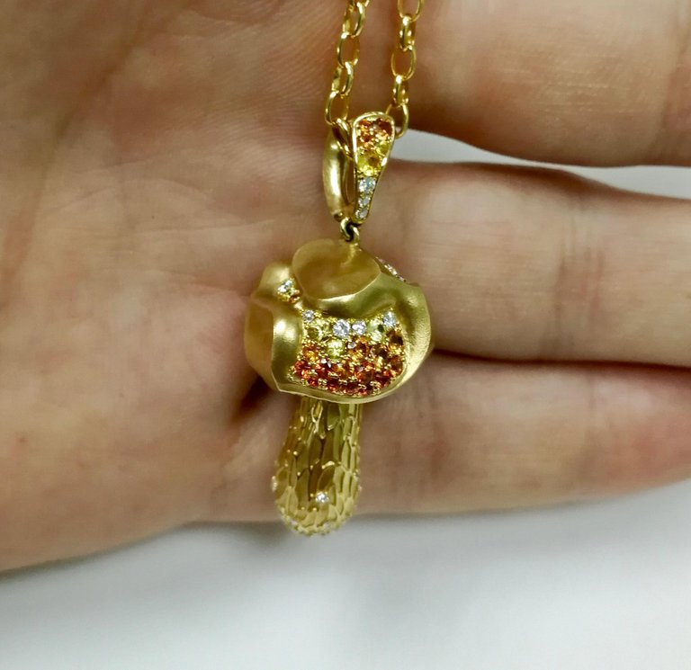 Orange Yellow Sapphires, Diamonds 18K Yellow Gold Pendant, P 0204-21