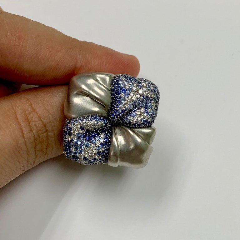 Sapphires, Diamonds 18K White Gold Ring, R 0132-1