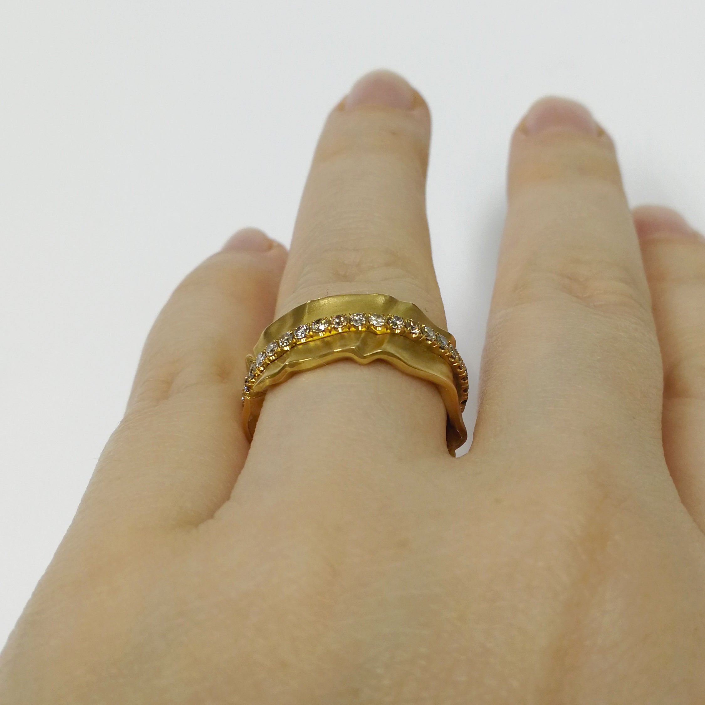 Champagne Diamonds 18K Yellow Gold Ring, R 0002-0