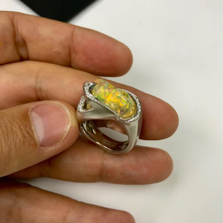 Mexican Fire Opal, Diamonds 18K White Gold Ring, R 0028-0/4