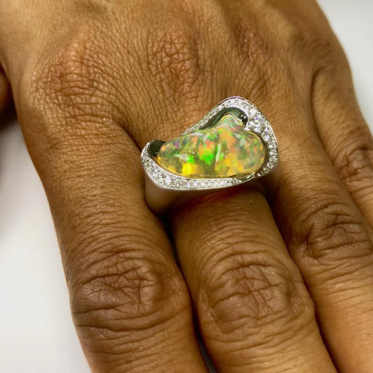 Mexican Fire Opal, Diamonds 18K White Gold Ring, R 0028-0/4