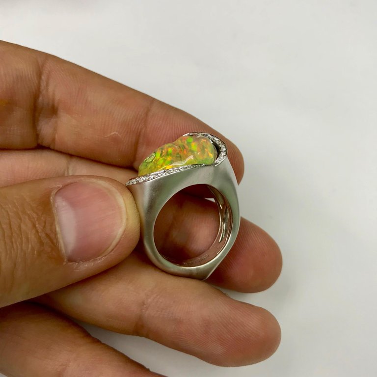 Mexican Fire Opal, Diamonds 18K White Gold Ring, R 0028-0/4