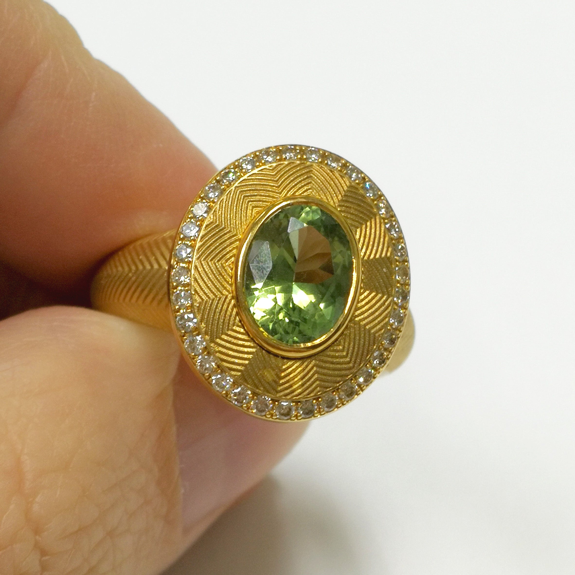 Tourmaline, Champagne Diamonds 18K Yellow Gold Ring, R 0084-0