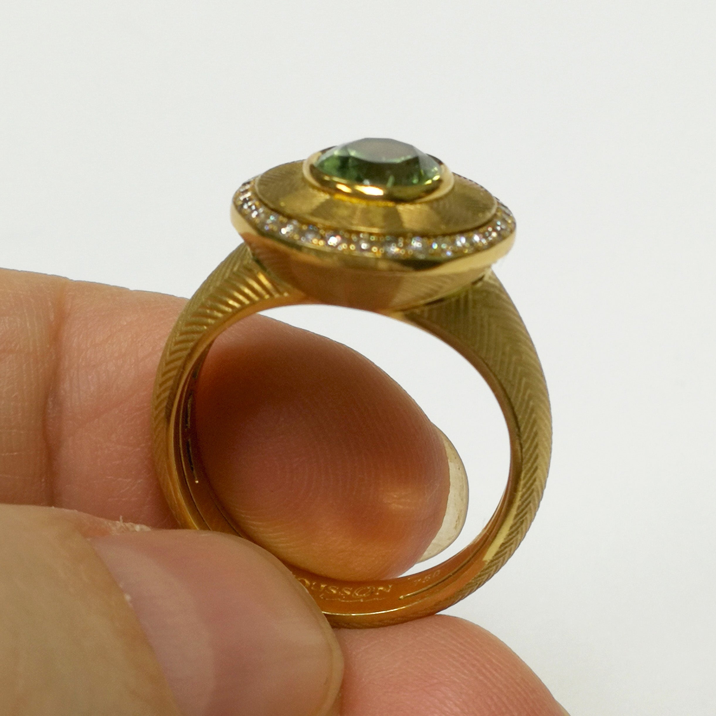 Tourmaline, Champagne Diamonds 18K Yellow Gold Ring, R 0084-0