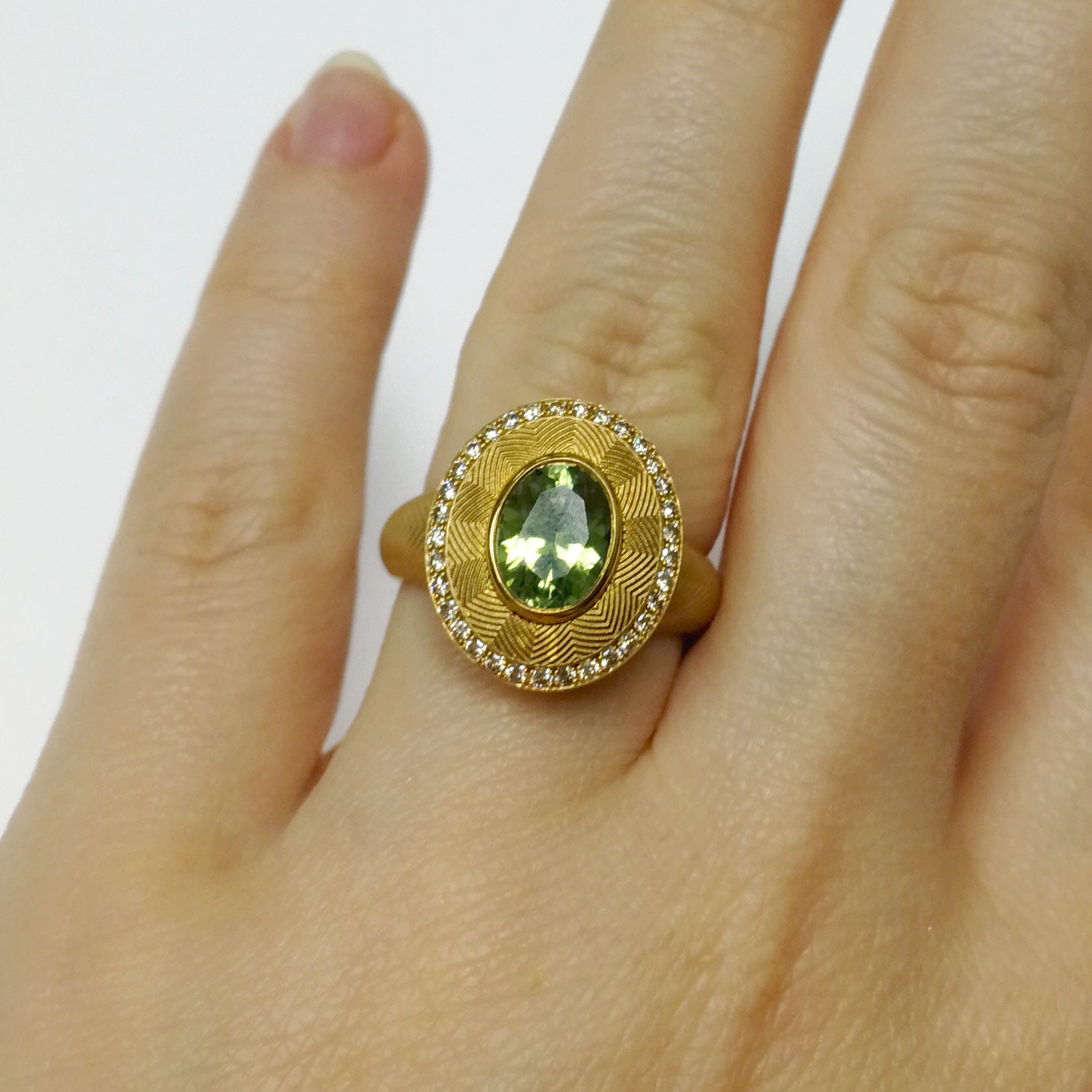 Tourmaline, Champagne Diamonds 18K Yellow Gold Ring, R 0084-0