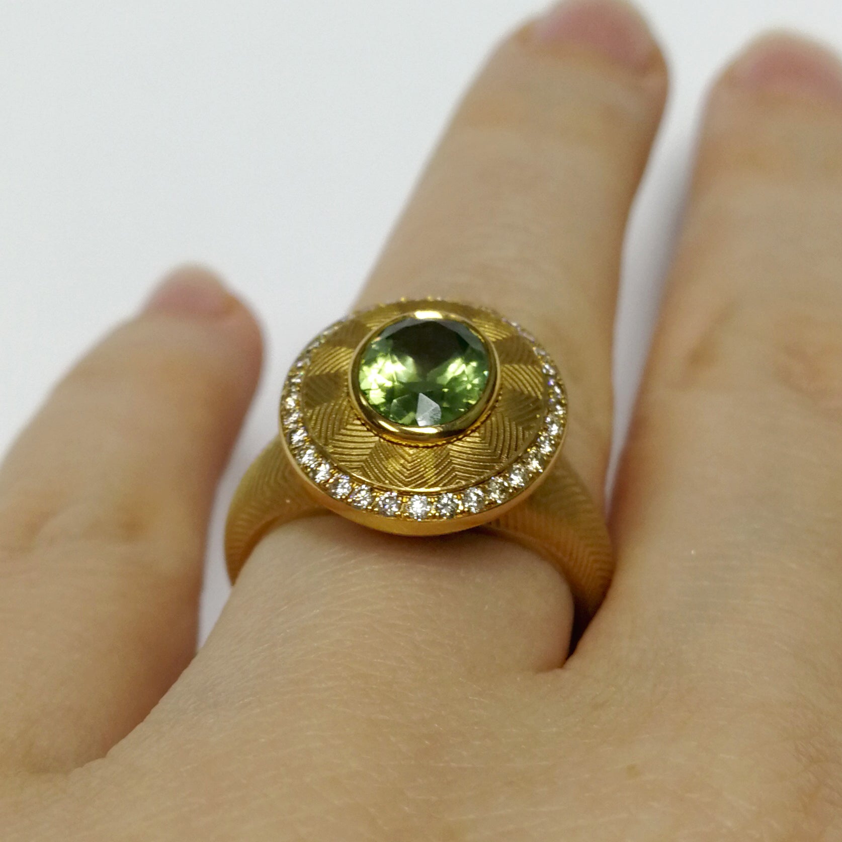 Tourmaline, Champagne Diamonds 18K Yellow Gold Ring, R 0084-0