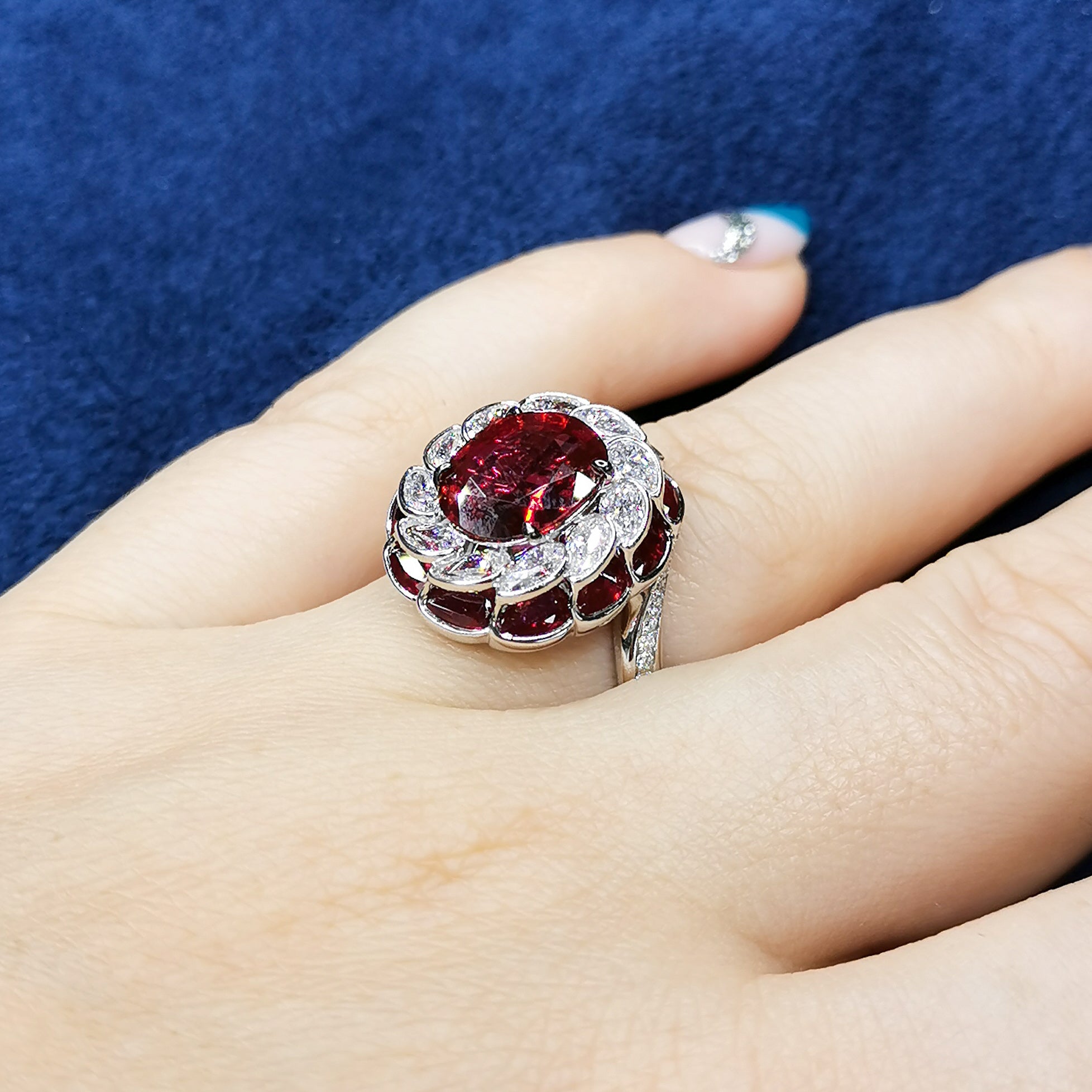 Ruby, Diamonds 18K White Gold Ring, R 0119-0