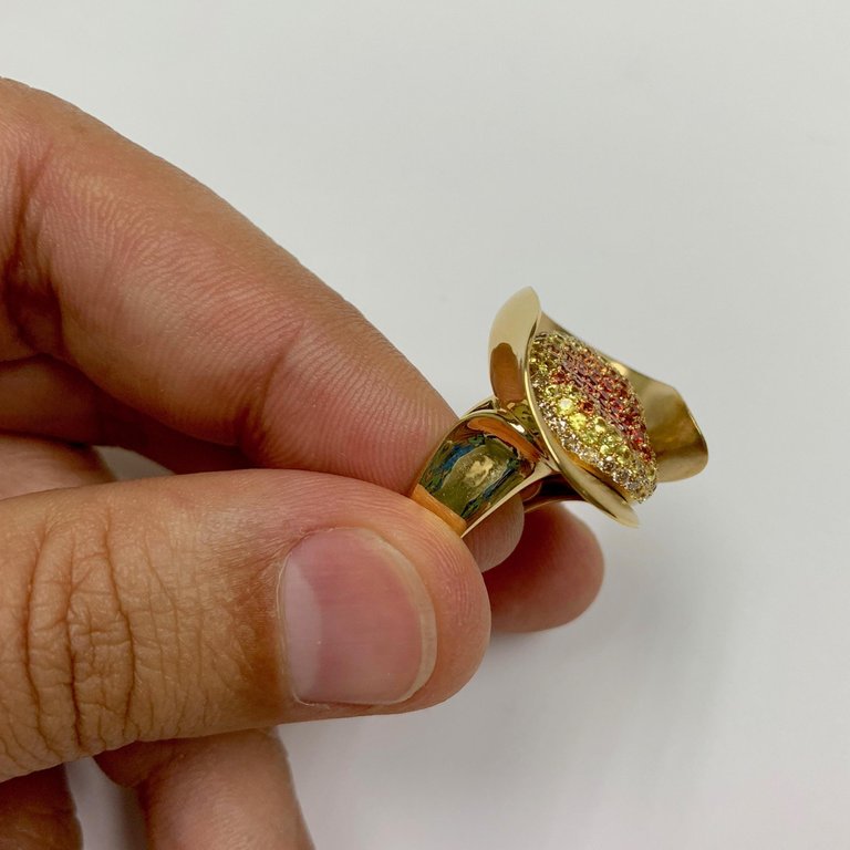 Diamonds, Yellow and Orange Sapphire 18K Yellow Gold Ring, R 0130-0