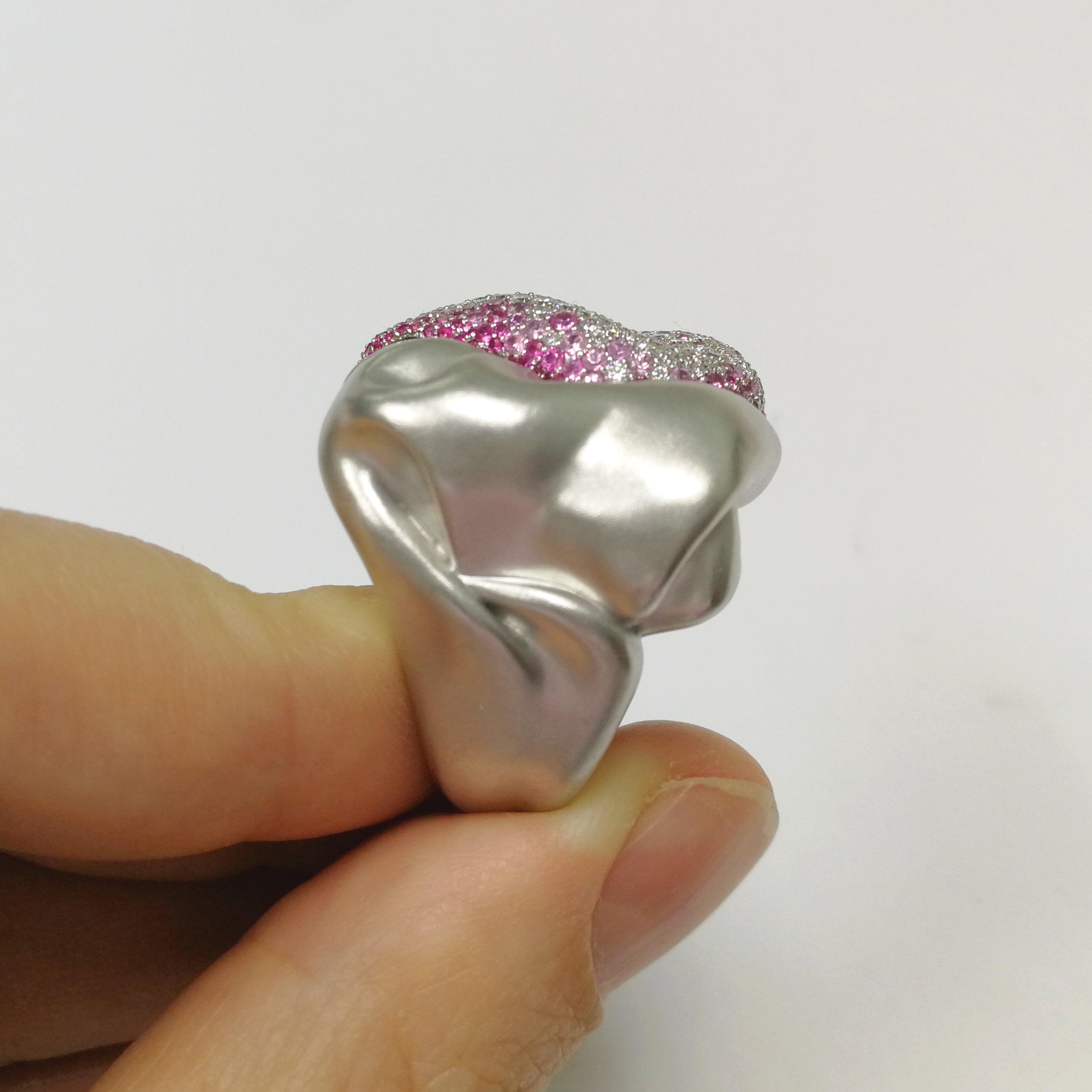 Pink Sapphires, Diamonds 18K White Gold Ring, R 0132-0