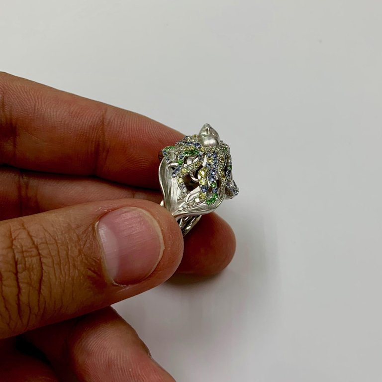 Sapphires, Tsavorites, Diamonds 18K White Gold Ring, R 0163-0