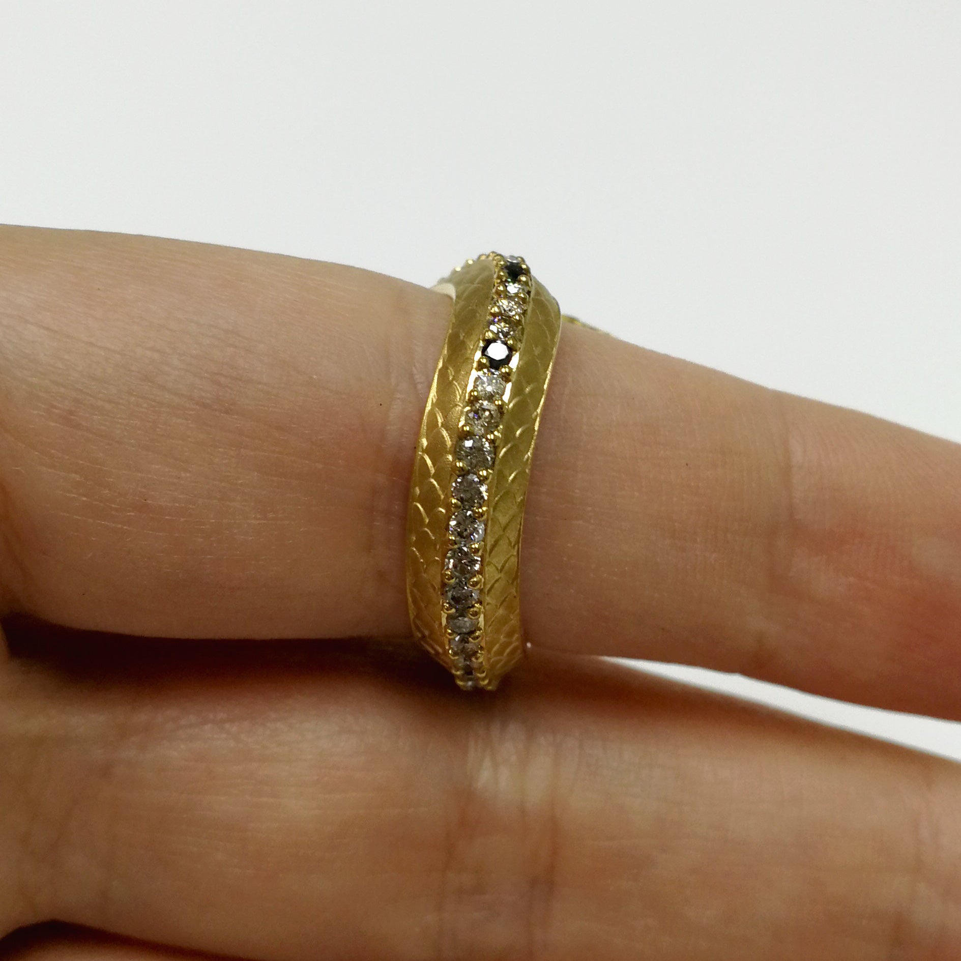 Diamonds 18K Yellow Gold Snake Ring, R 0188-0