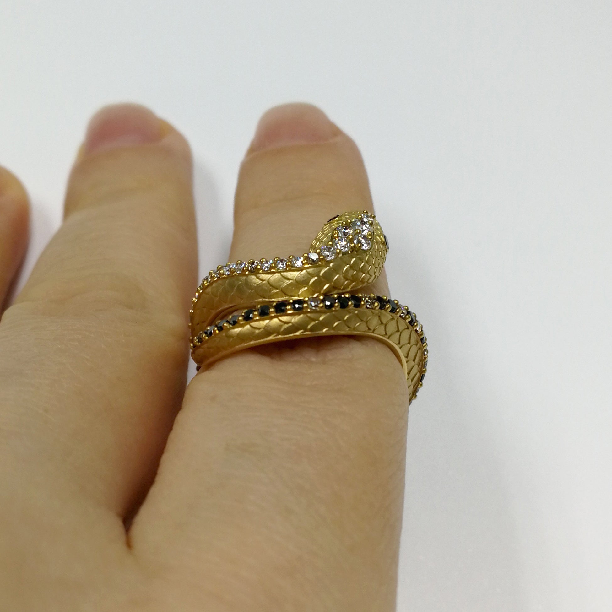 Diamonds 18K Yellow Gold Snake Ring, R 0188-0