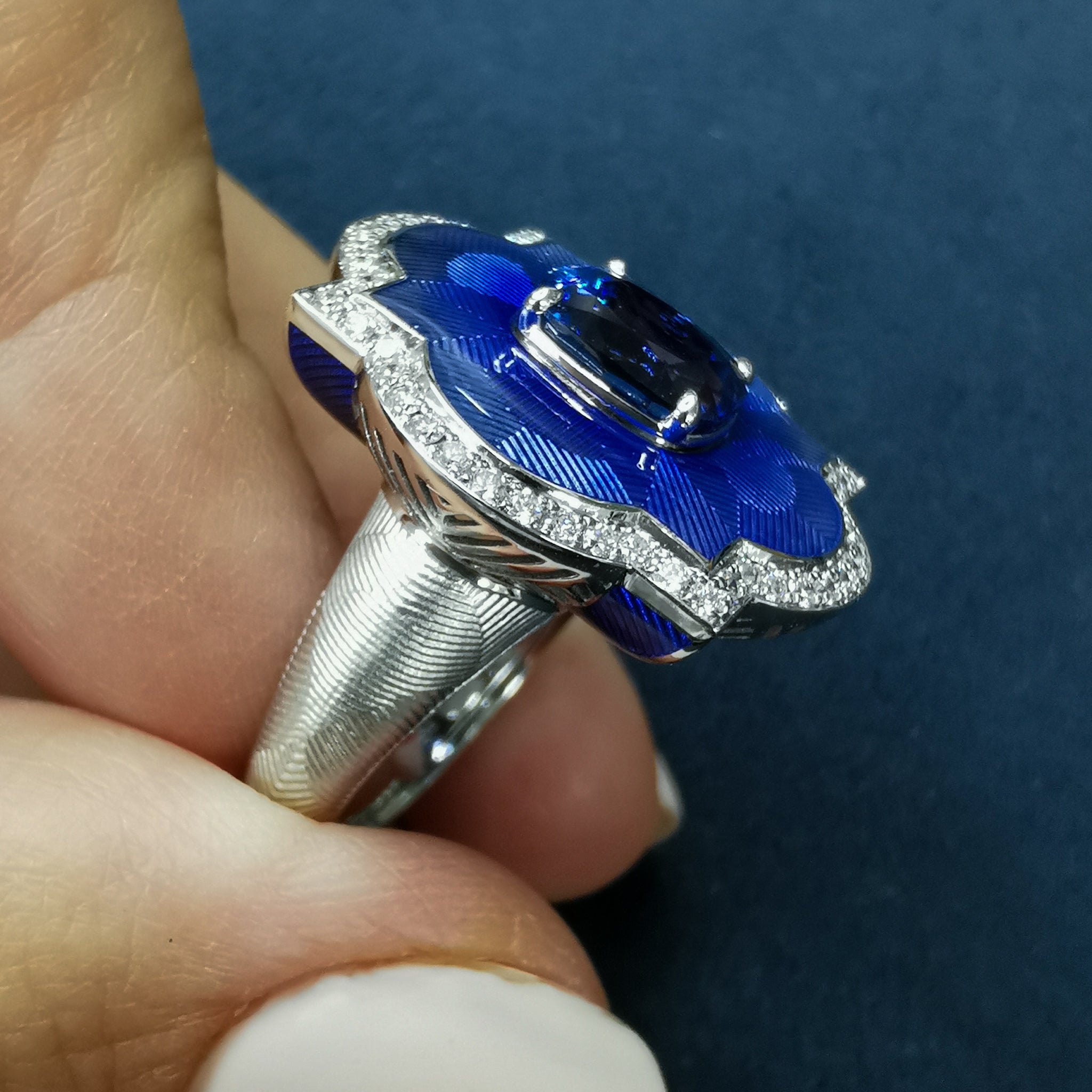 R 0117-20 18K White Gold, Sapphire, Diamonds Ring