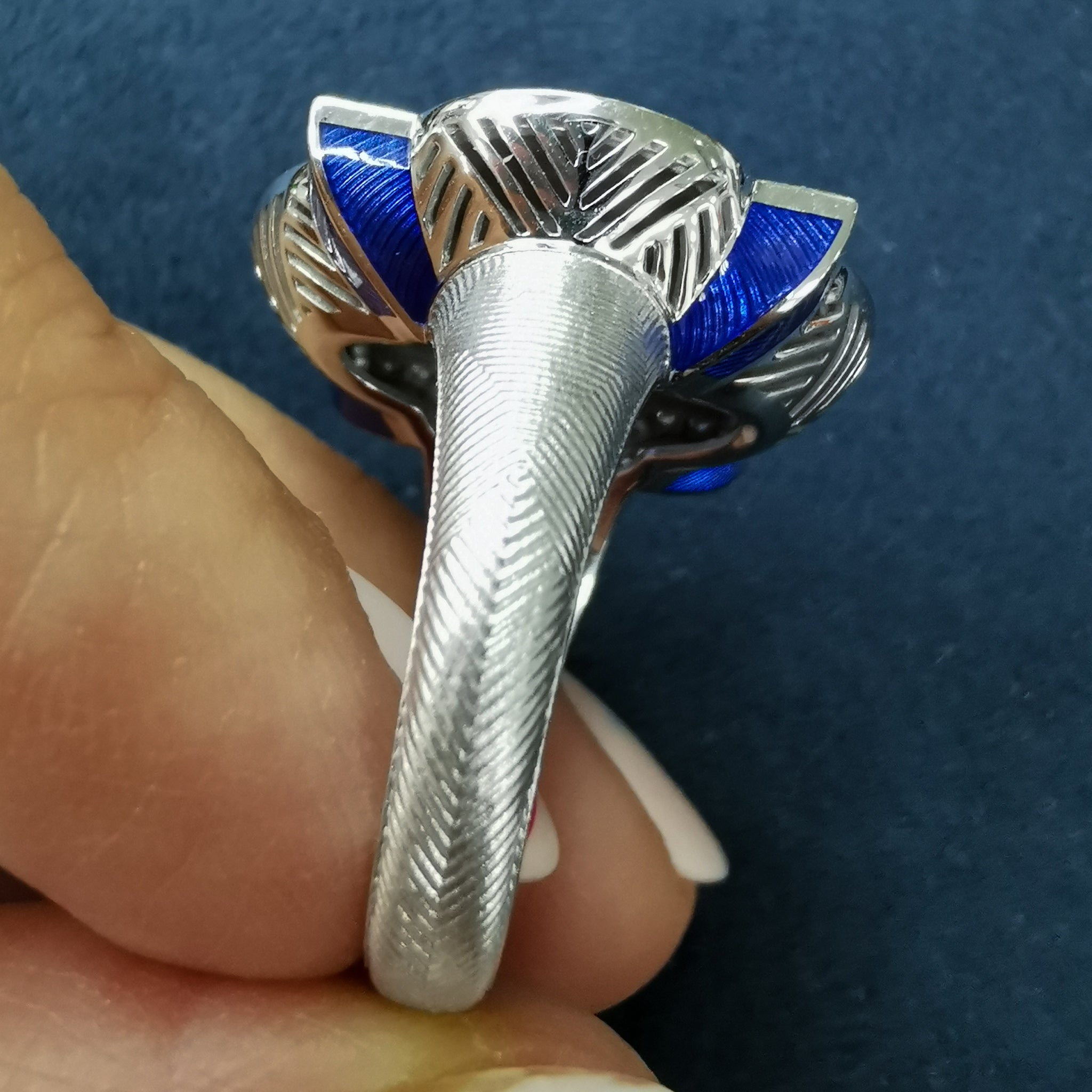 Sapphire, Diamonds 18K White Gold Ring, R 0117-20