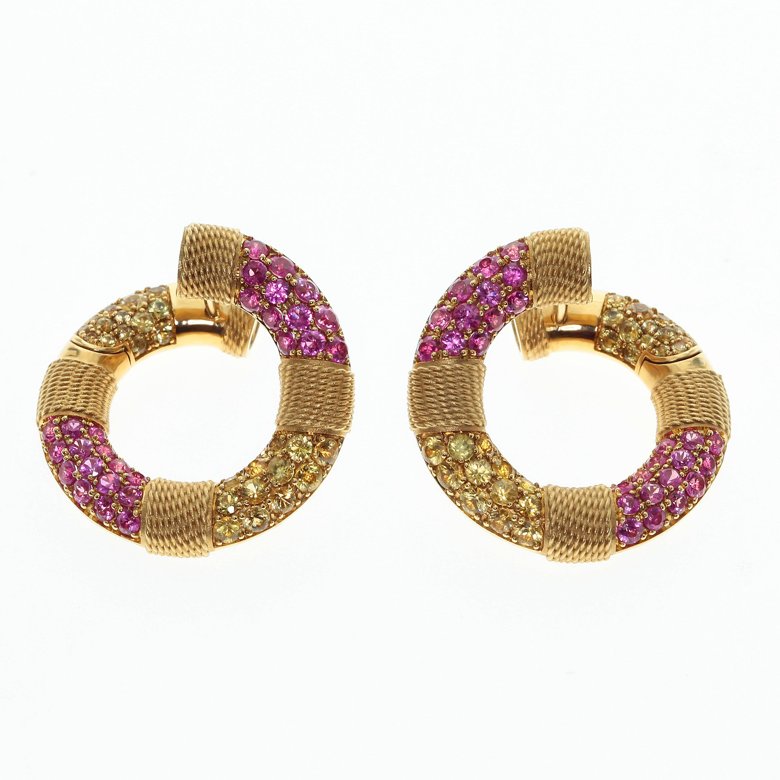E 0293-0, 18K Yellow Gold, Sapphires Lifebuoy Earrings