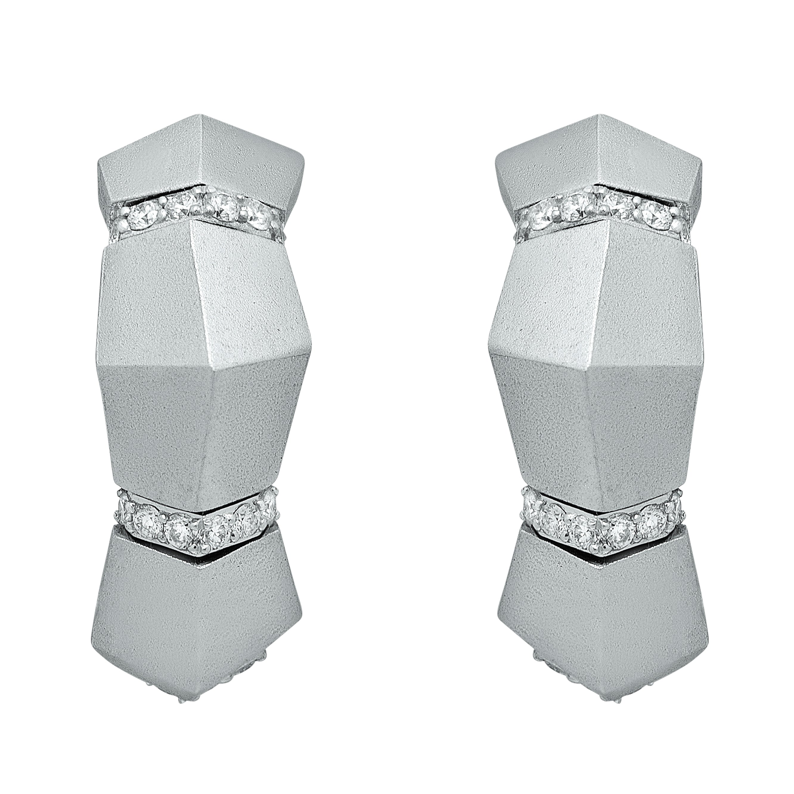 E 0191-7, 18K White Gold, Diamonds Earrings