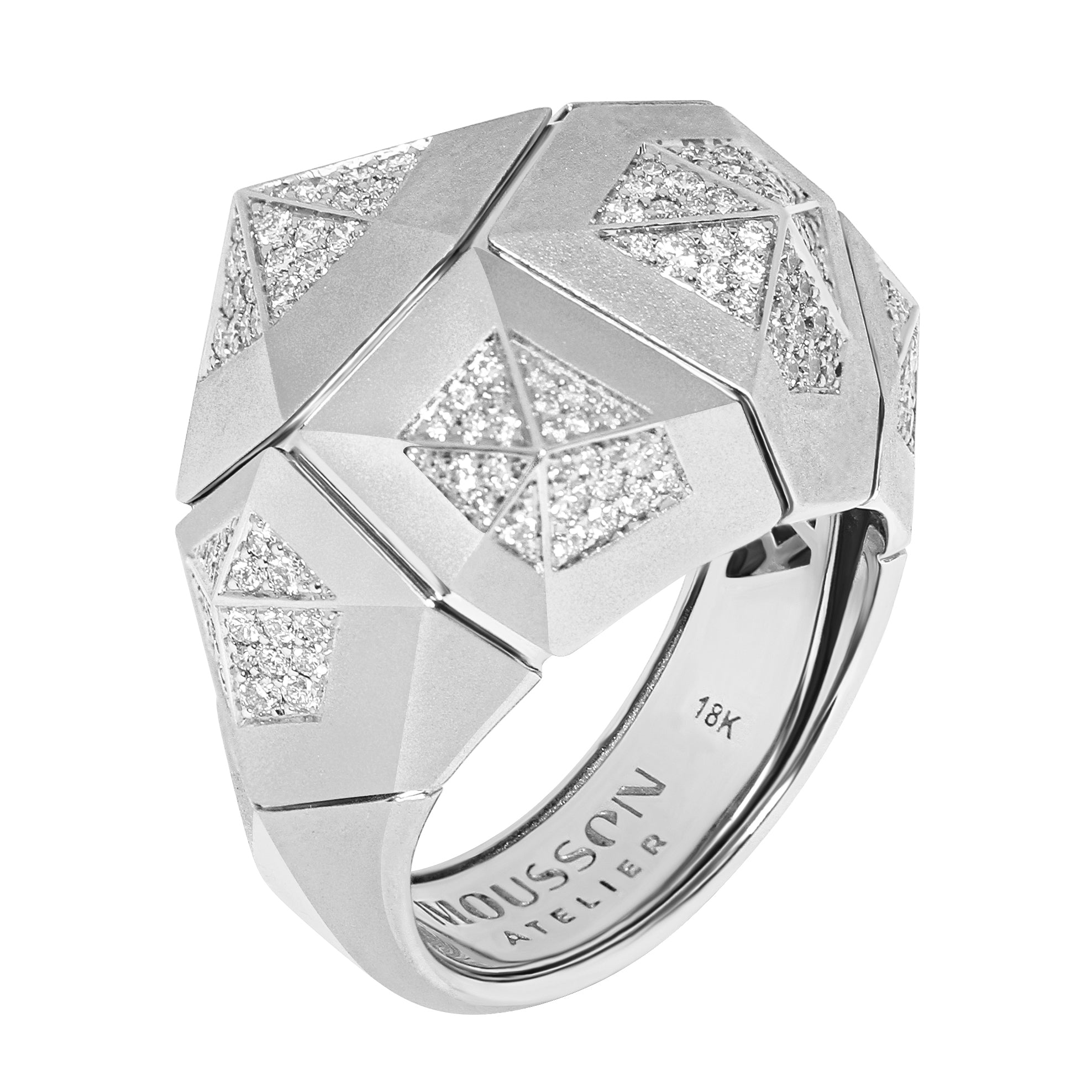 R 0191-1, 18K White Gold, Diamonds Ring