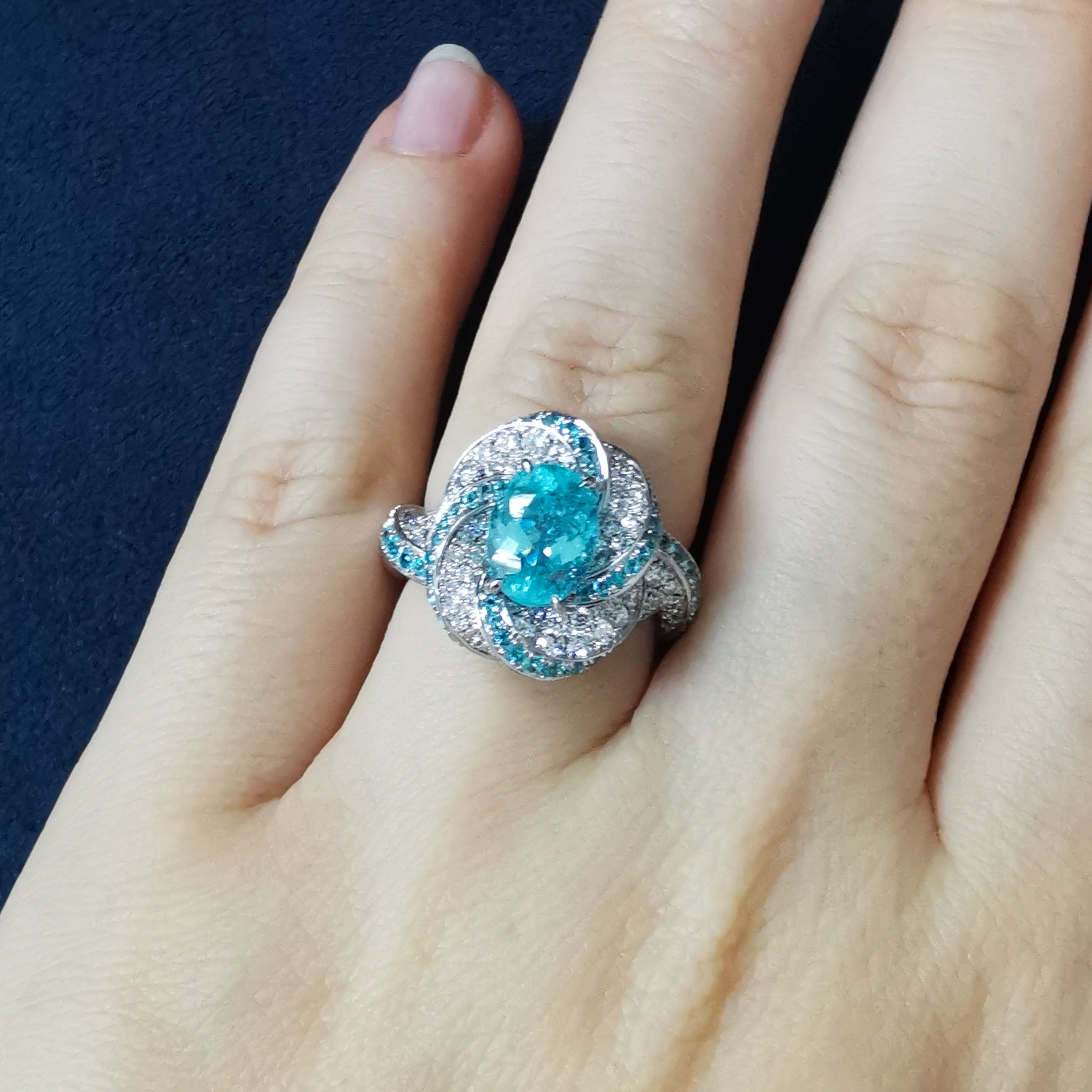 R 0121-30 18K White Gold, Paraiba Tourmaline, Diamonds Ring