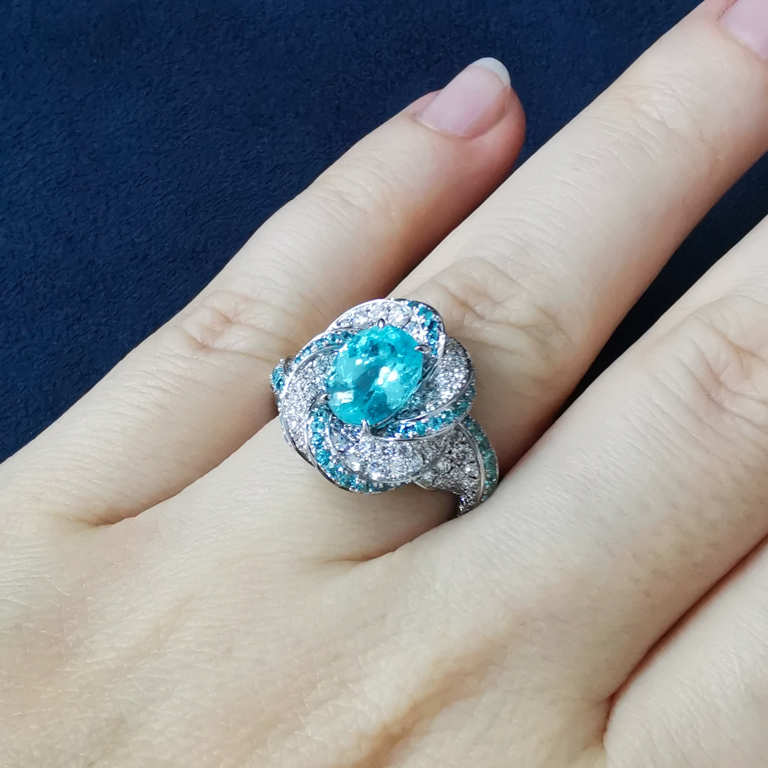 R 0121-30 18K White Gold, Paraiba Tourmaline, Diamonds Ring