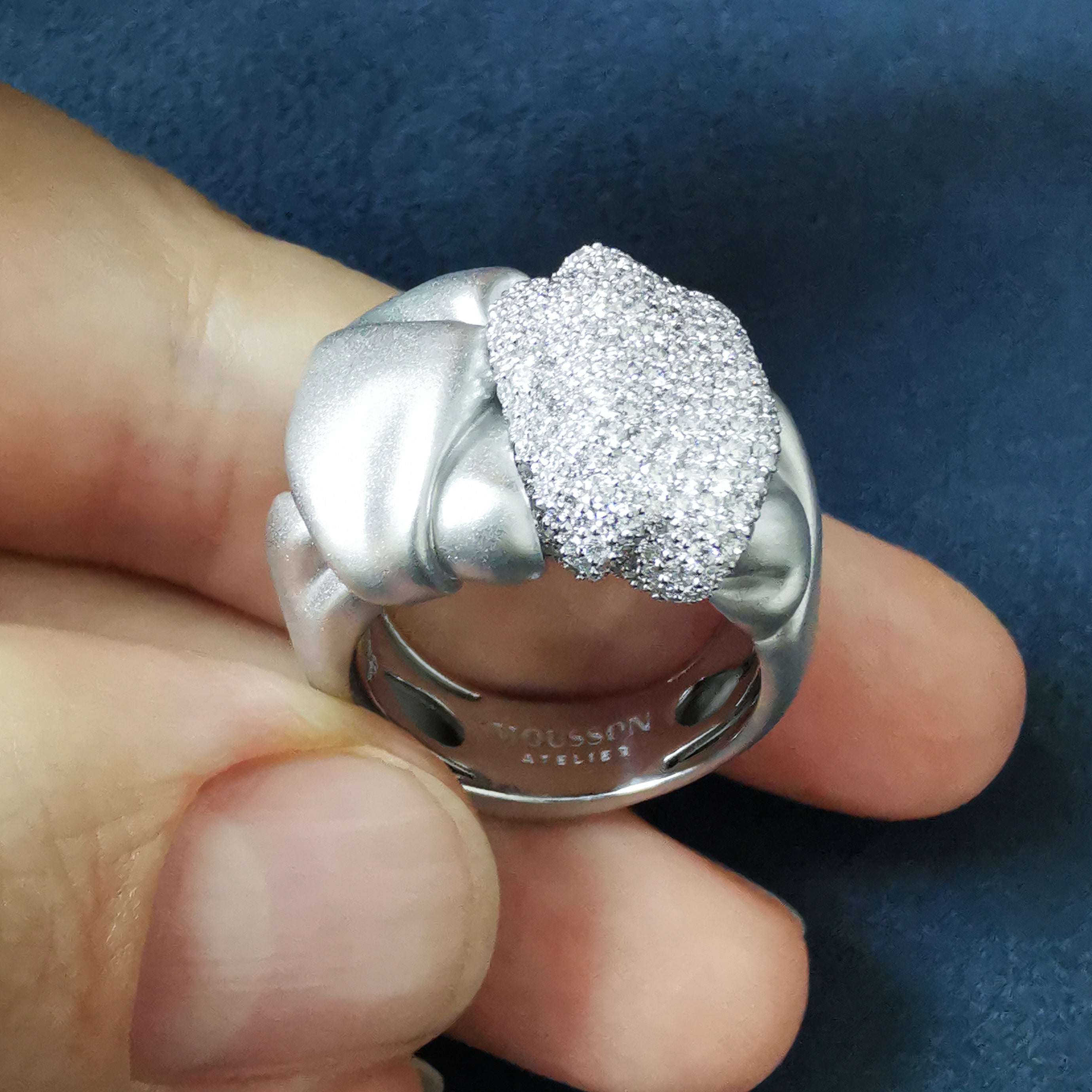 R 0132-2, 18K White Gold, Diamonds Small Ring