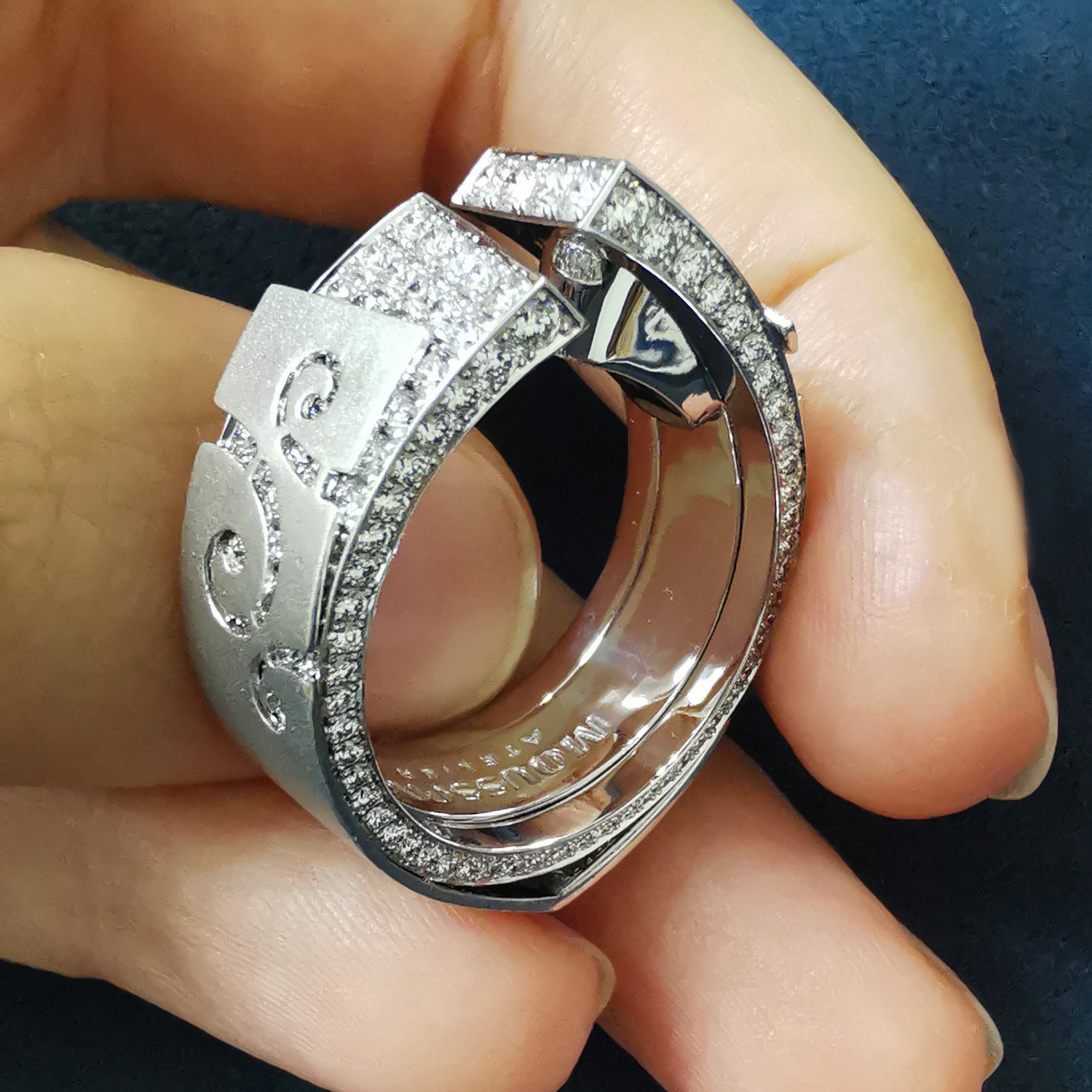 R 0003-1, 18K White Gold, Diamonds Ring