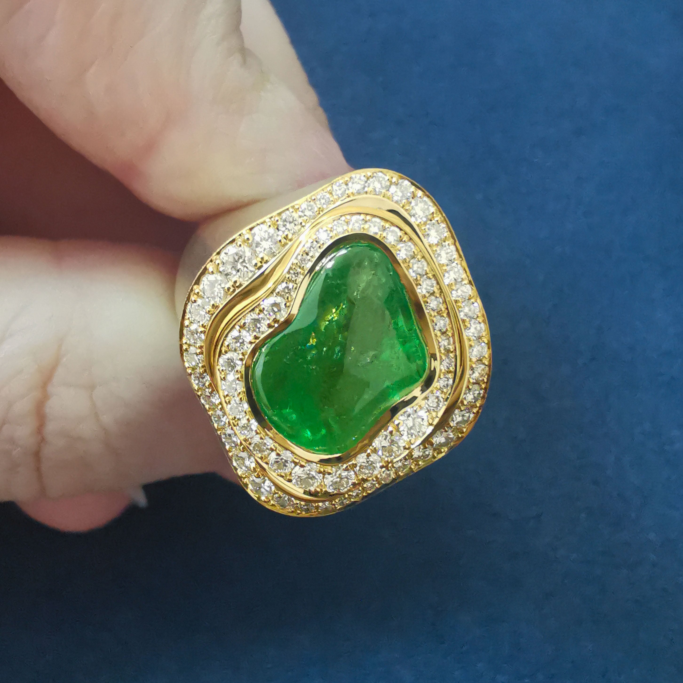 R 0030-86/1 18K Yellow Gold, Tsavorite, Diamonds Ring