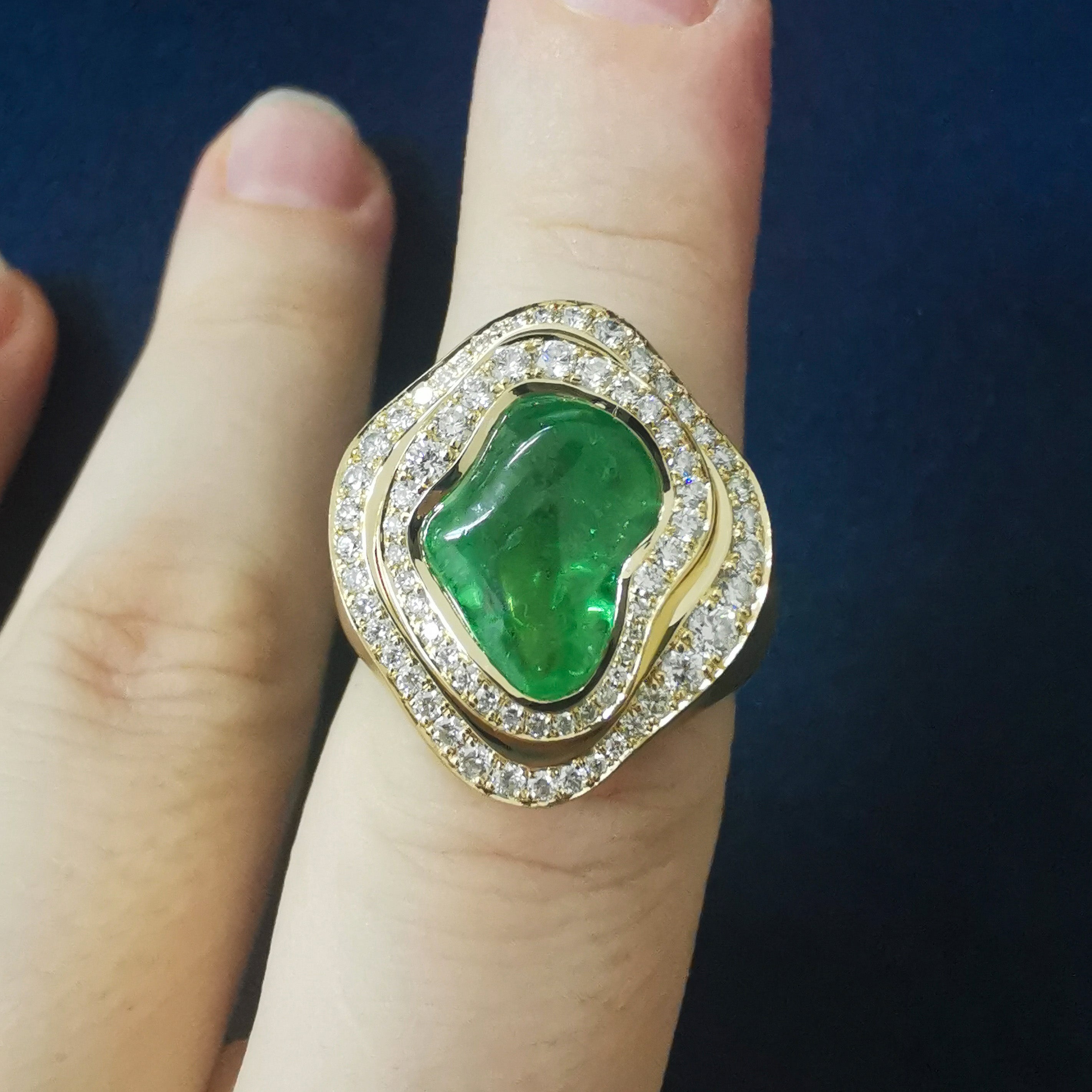 R 0030-86/1 18K Yellow Gold, Tsavorite, Diamonds Ring