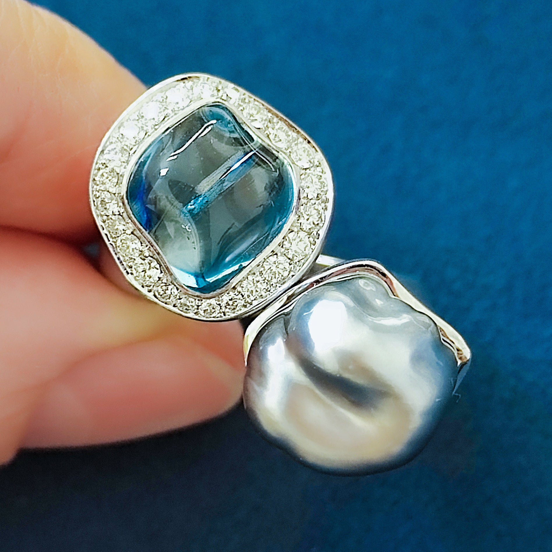 R 0030-4/1 18K White Gold, Aquamarine, Keshi Pearl, Diamonds Ring