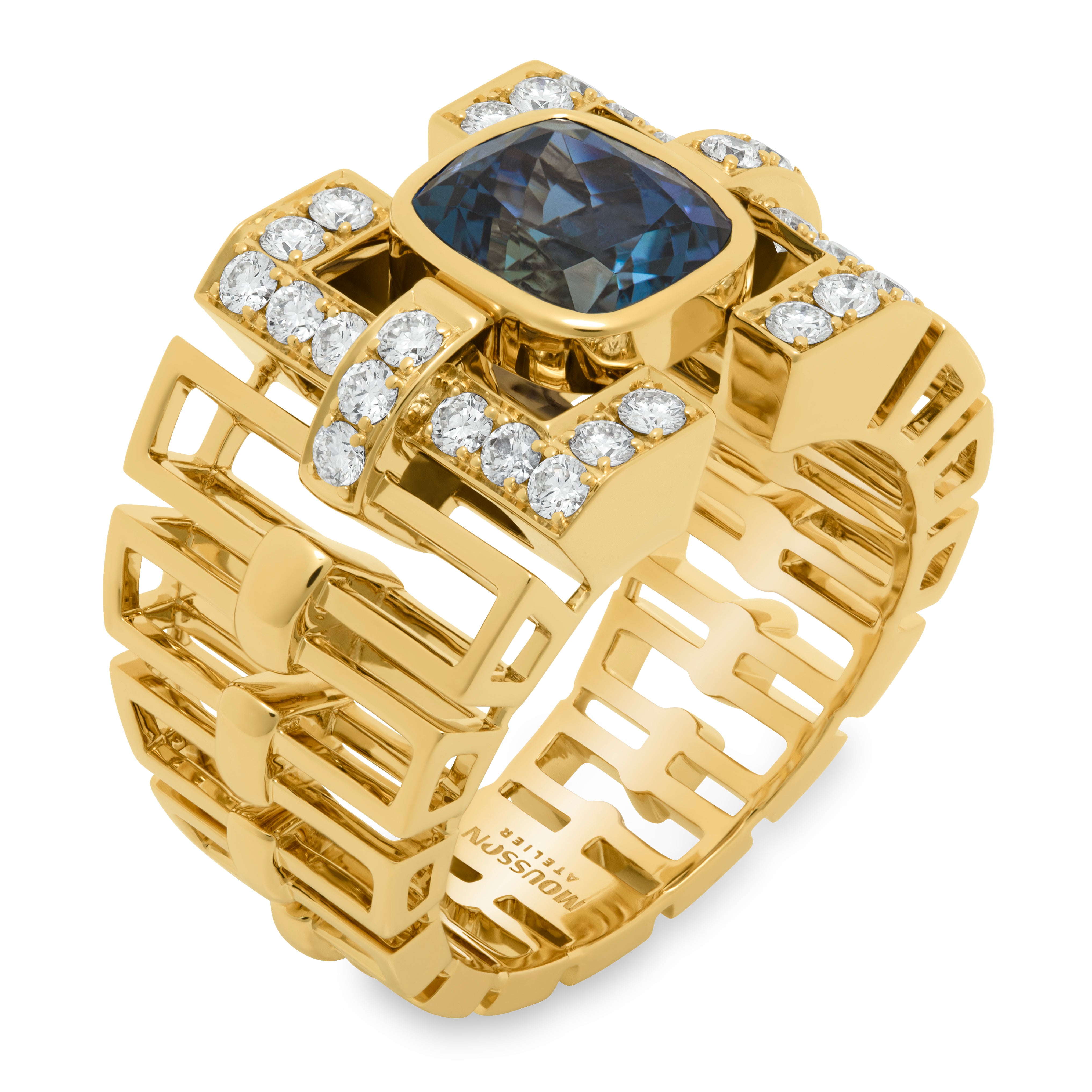 R 0273-0, 18K Yellow Gold, Tanzanite, Diamonds Men Ring