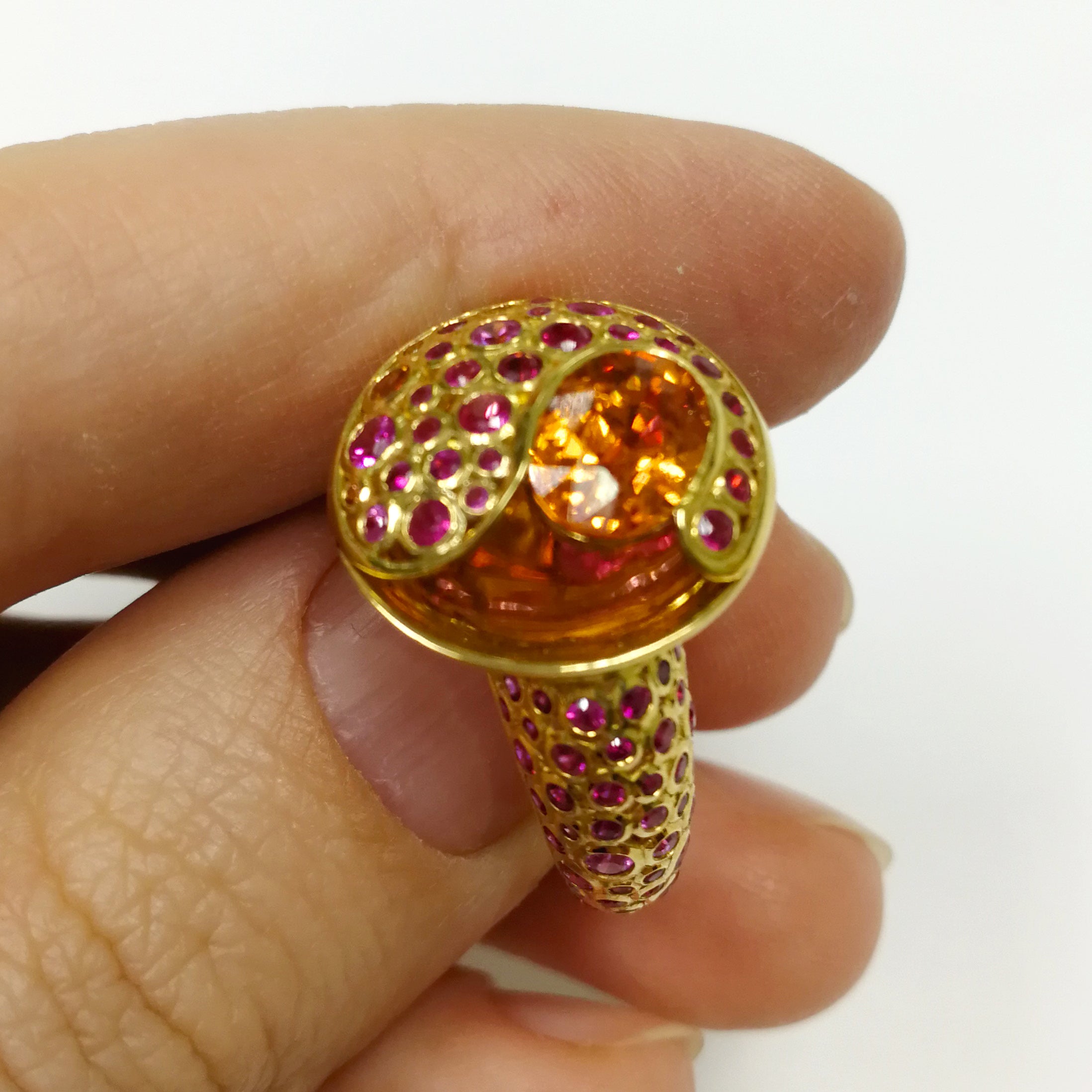 R 0023-4 18K Yellow Gold, Spessartine Garnet, Ruby, Pink and Orange Sapphire Ring