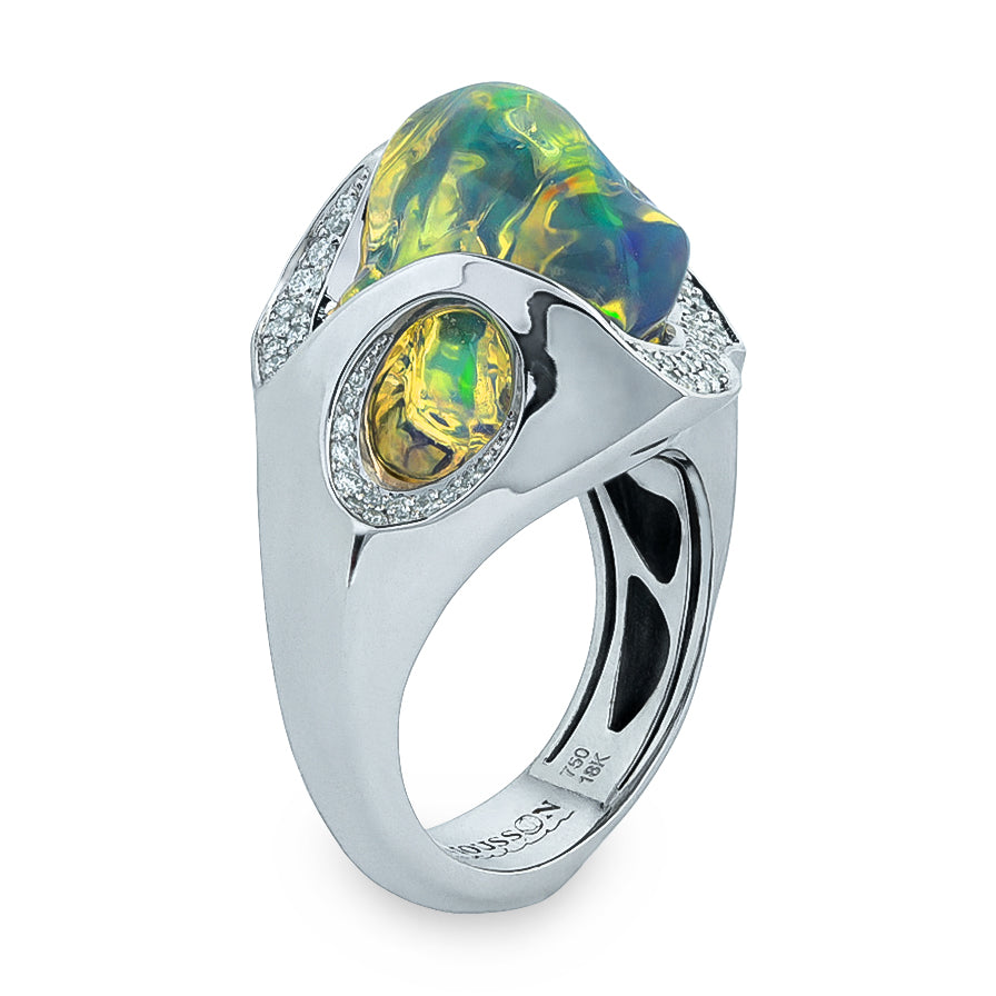 R 0029-17/1 18K White Gold, Mexican Fire Opal, Diamonds Ring