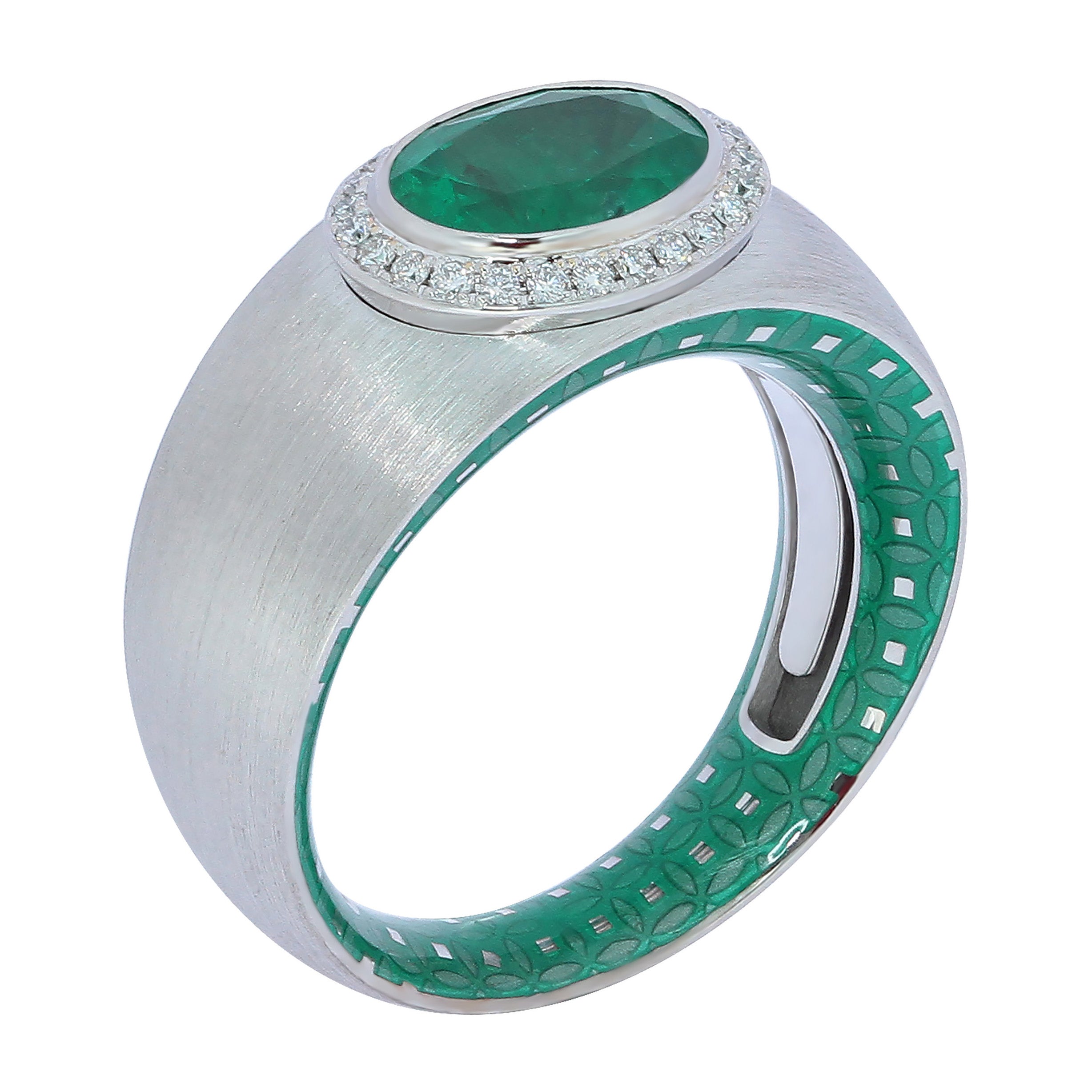 R 0177-92, 18K White Gold, Emerald, Diamonds Enamel Ring