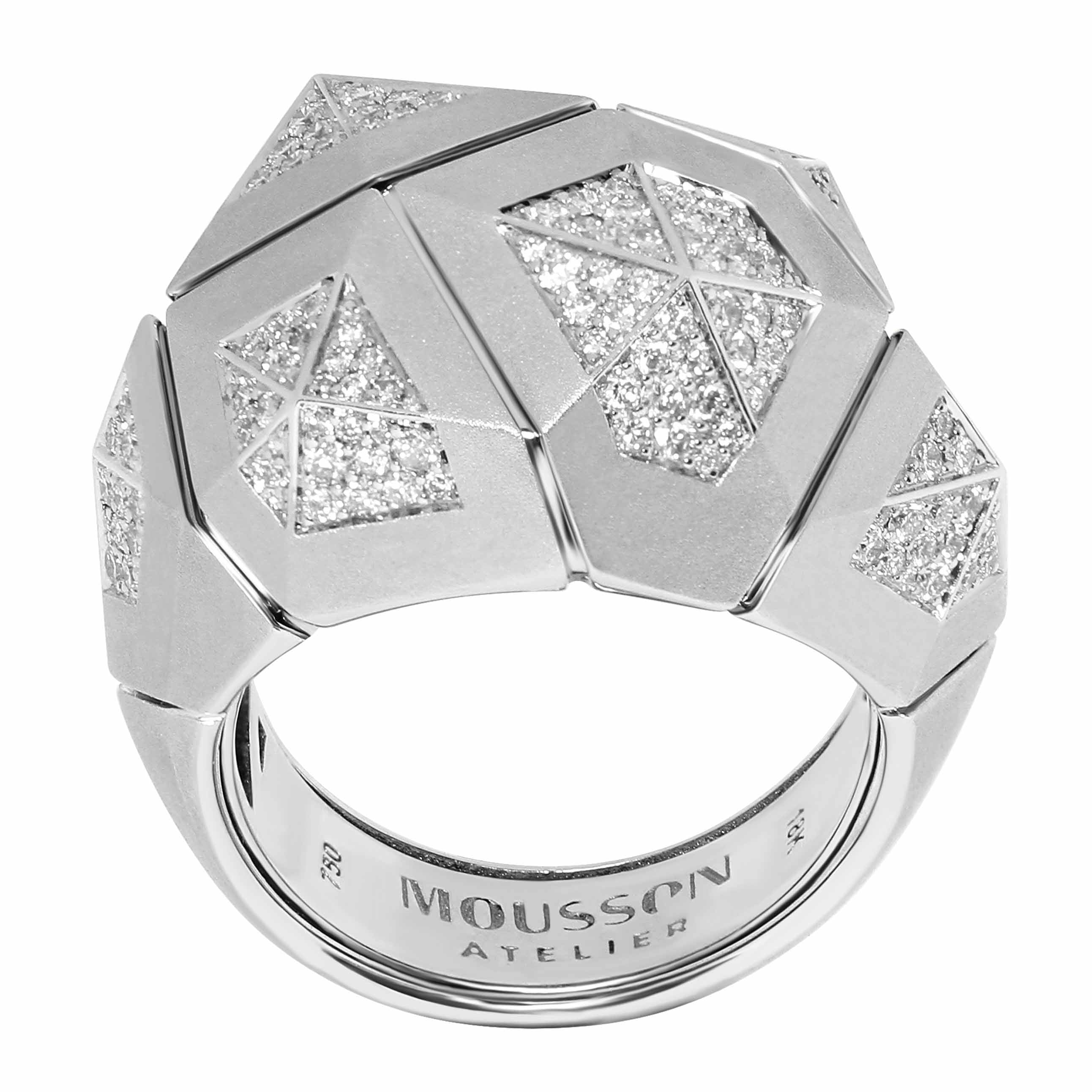 R 0191-1, 18K White Gold, Diamonds Ring