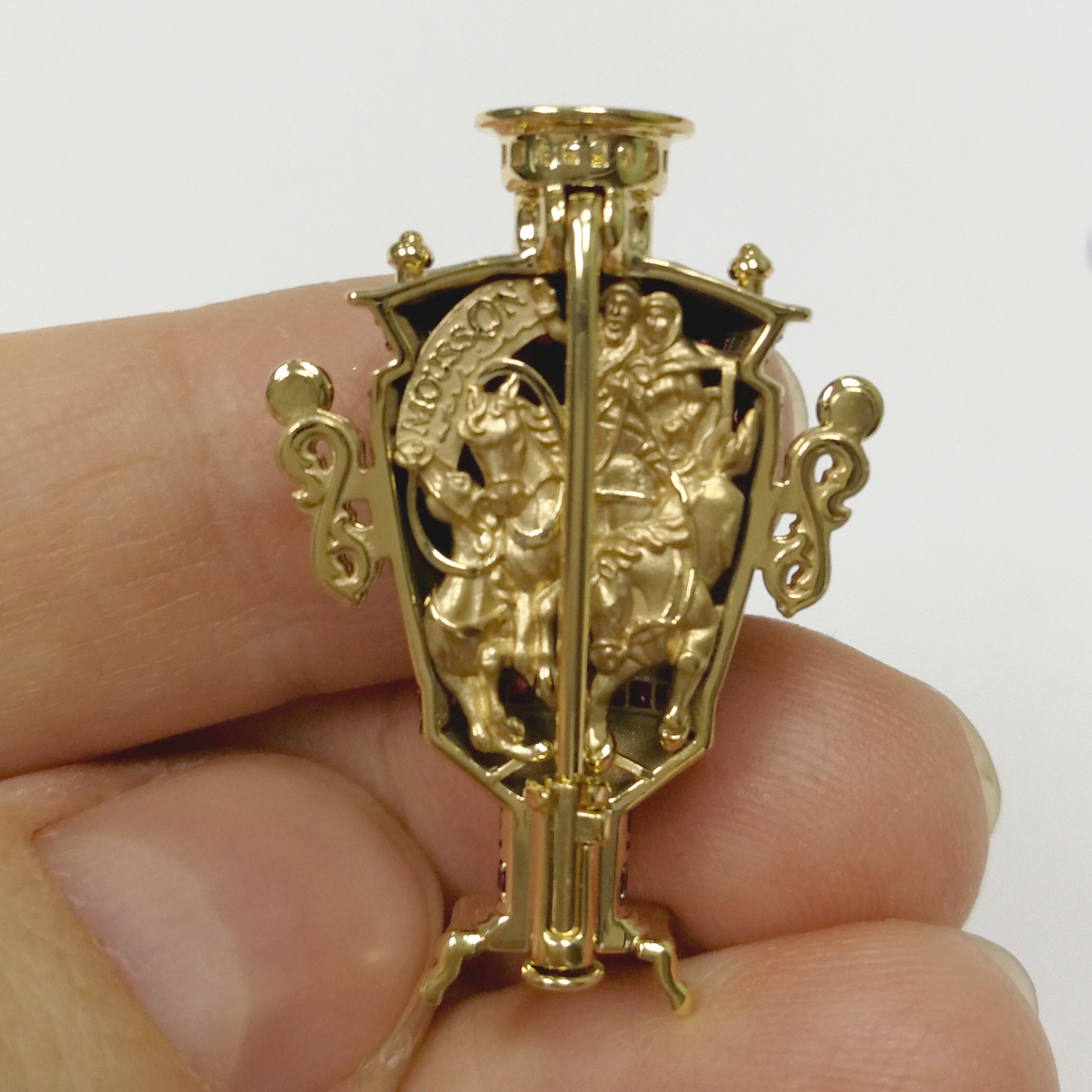 Brs 0235-0, 18K Yellow Gold, Enamel, Ruby Samovar Brooch