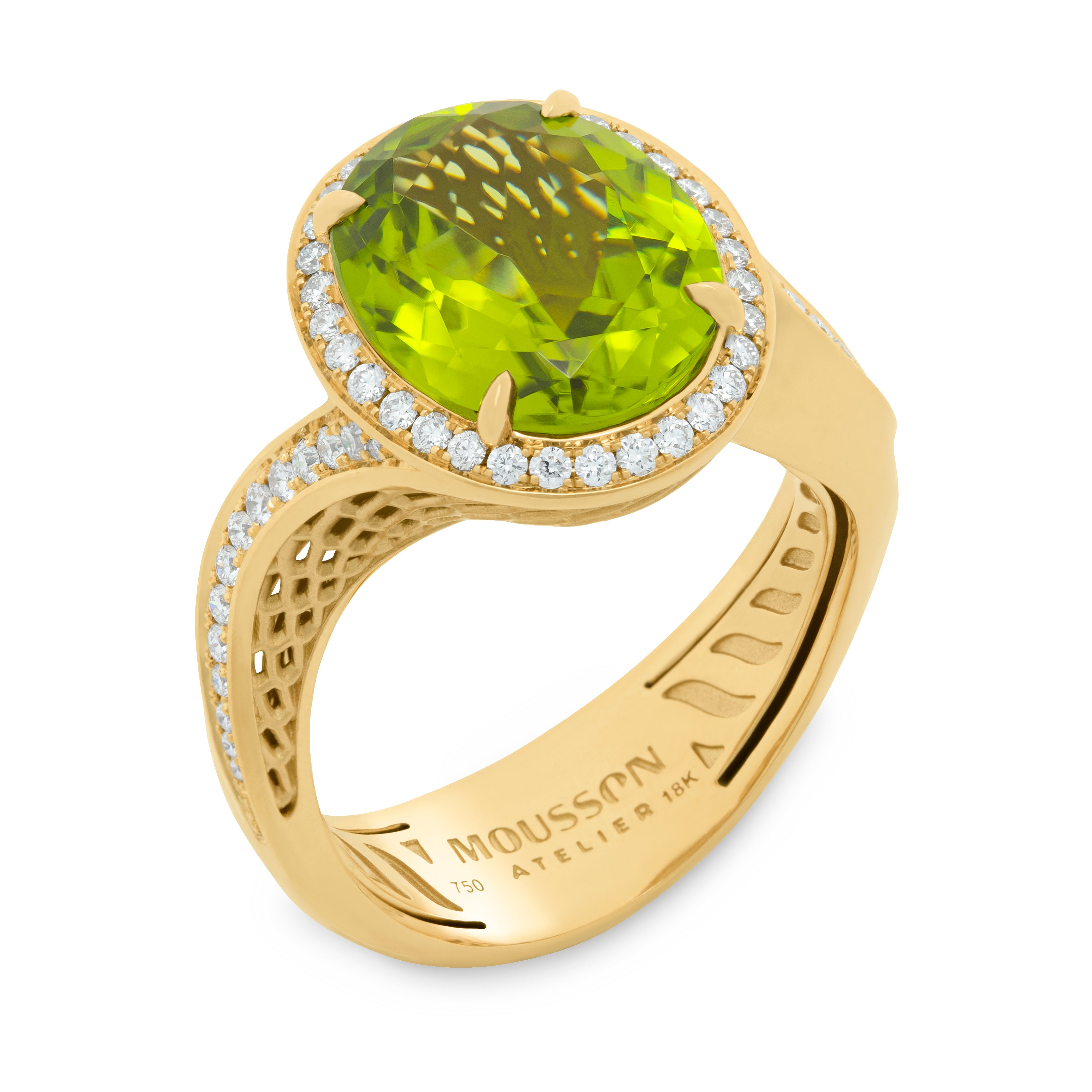 R 0144-2, 18K Yellow Gold, Peridot, Diamonds Ring