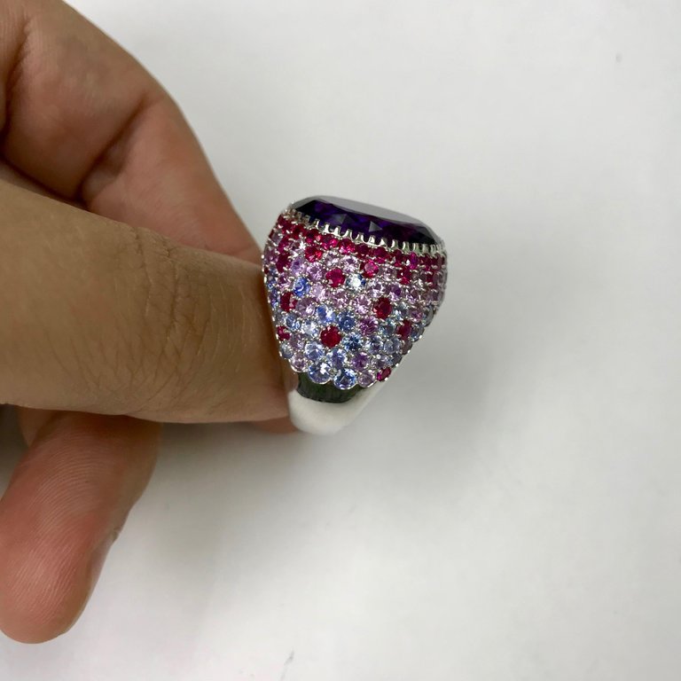 R 0040-2, 18K White Gold, Amethyst, Sapphires, Ruby Ring