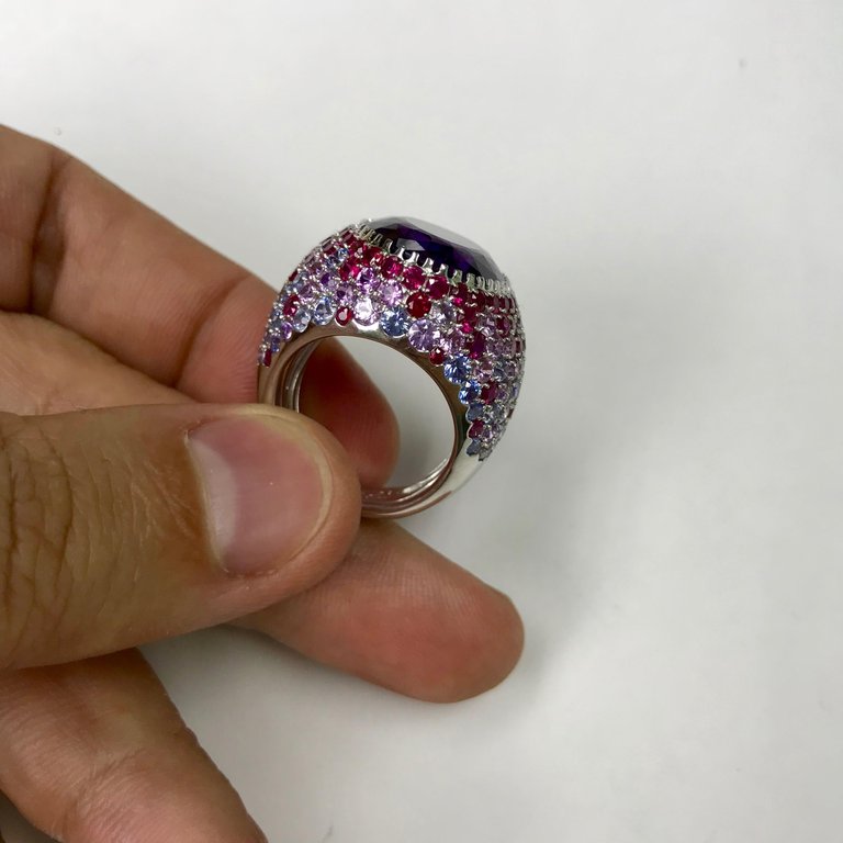 R 0040-2, 18K White Gold, Amethyst, Sapphires, Ruby Ring