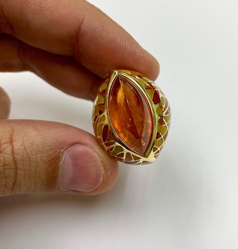 R 0261-0 18K Yellow Gold, Enamel, Spessartine Garnet Ring